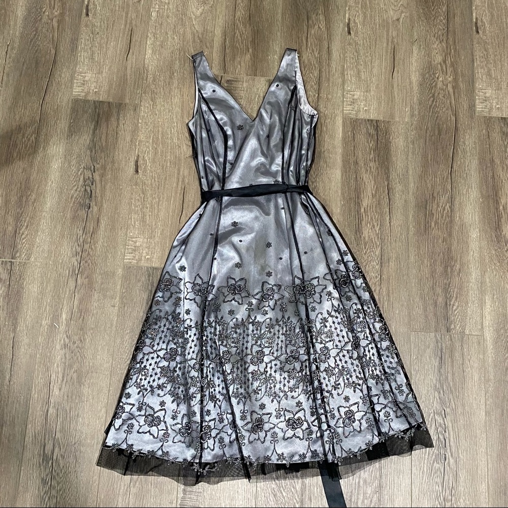 vintage 50s inspired silver/gray v-neck sleeveless midi dress with black mesh